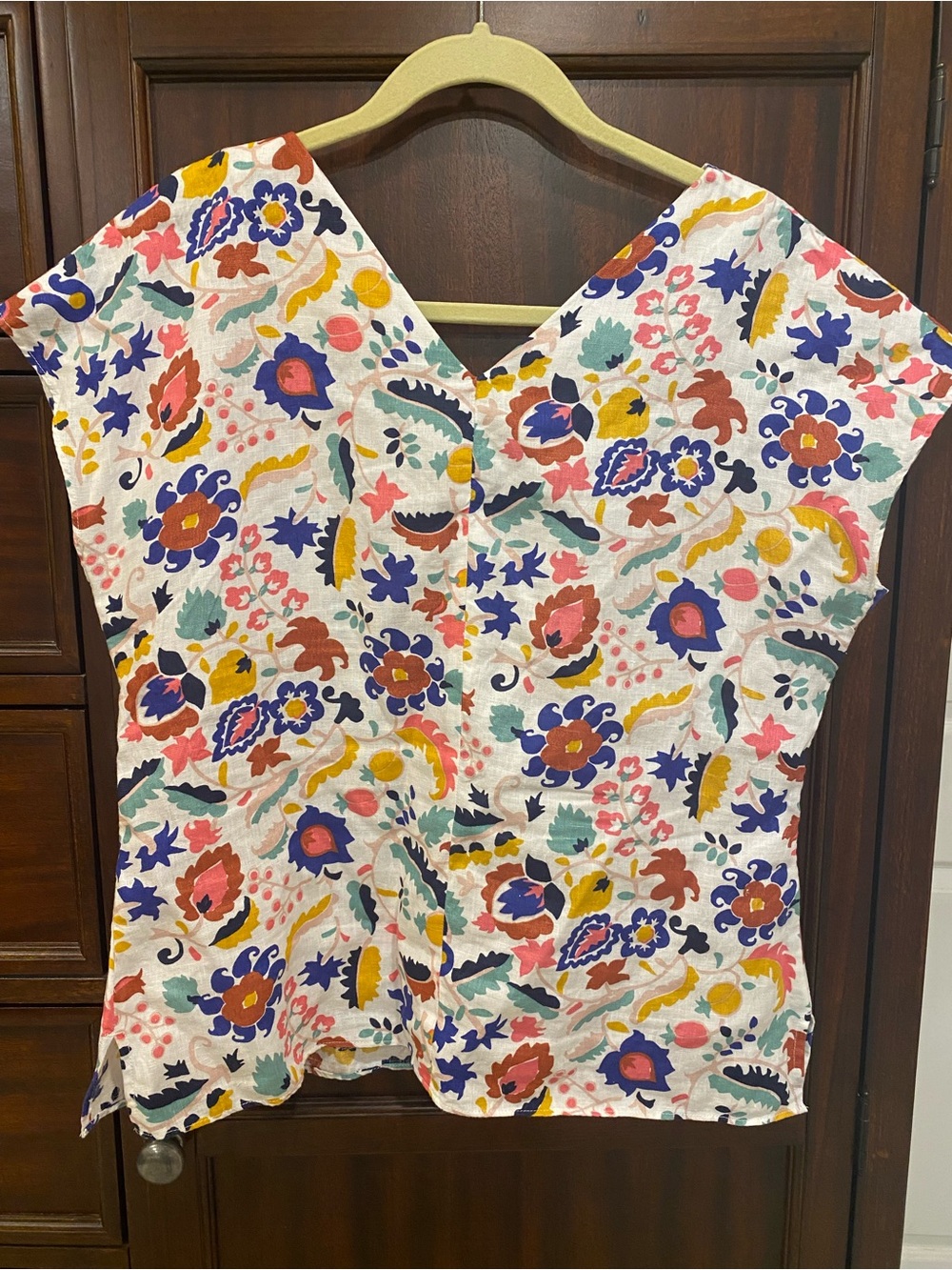 Boden Multicolor Floral V-Neck Top - Picture 4 of 6